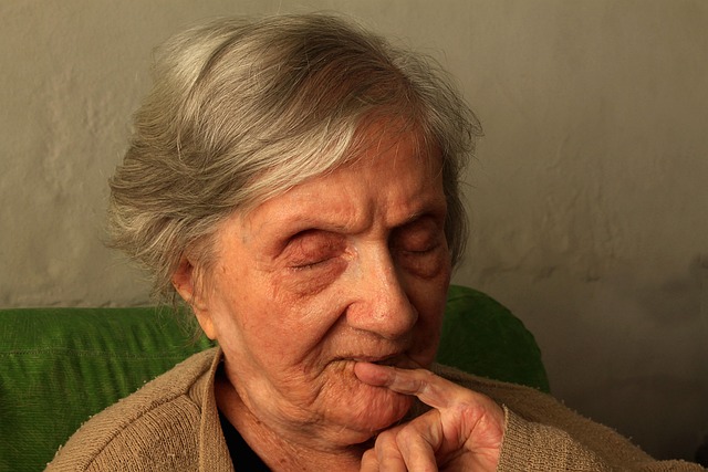 Alzheimer's and the Cell's Recycling Crew: The Retromer Complex Connection